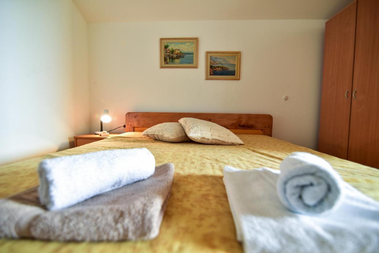Nena Apartman Sukošan Kültér fotó