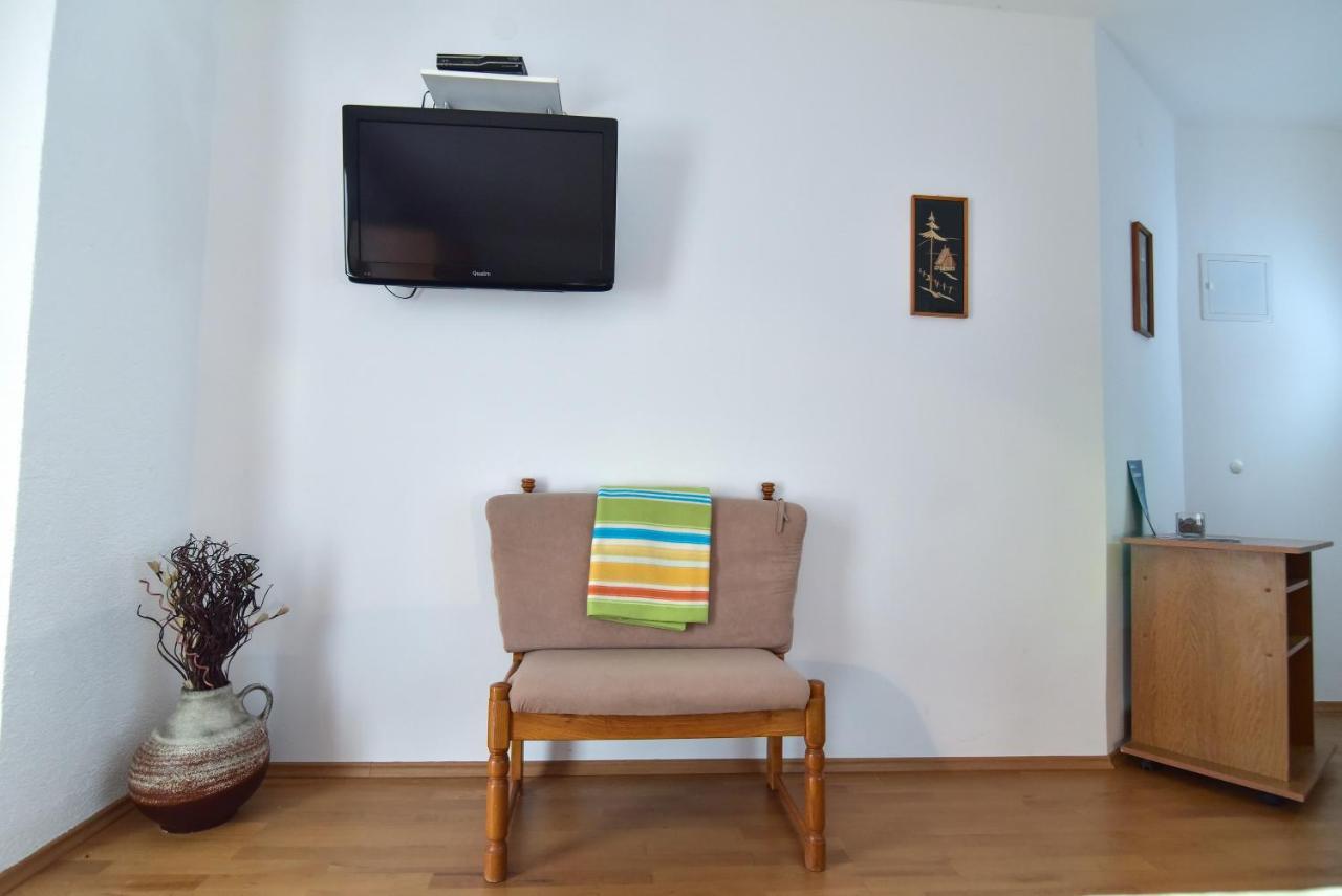 Nena Apartman Sukošan Kültér fotó
