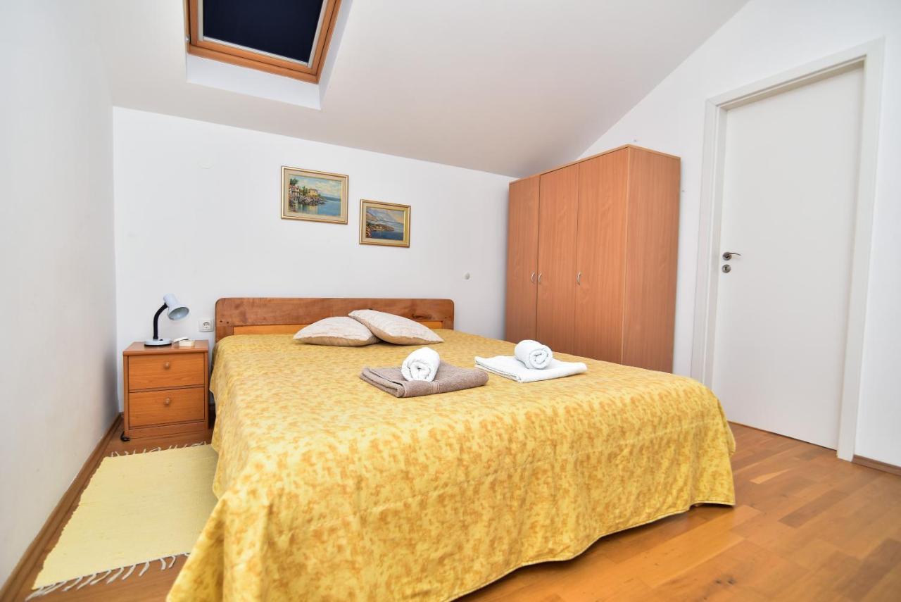Nena Apartman Sukošan Kültér fotó
