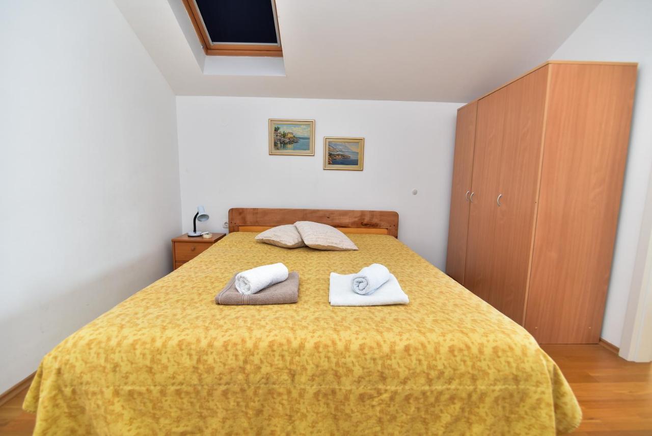 Nena Apartman Sukošan Kültér fotó